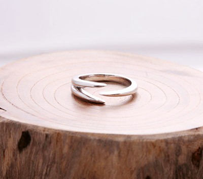 Tornado two point silver ring