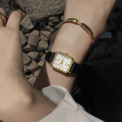 20대여자생일선물 학생손목시계 하버 화이트 골드