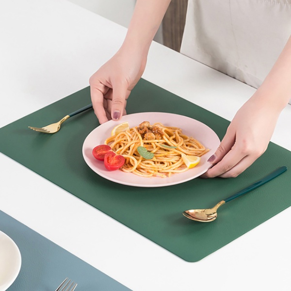 더테이블 가죽 식탁매트 방수 사각 플레이팅(그린)