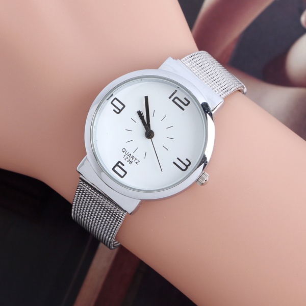 레티 여성 손목시계(화이트)/심플 캐주얼 메탈시계